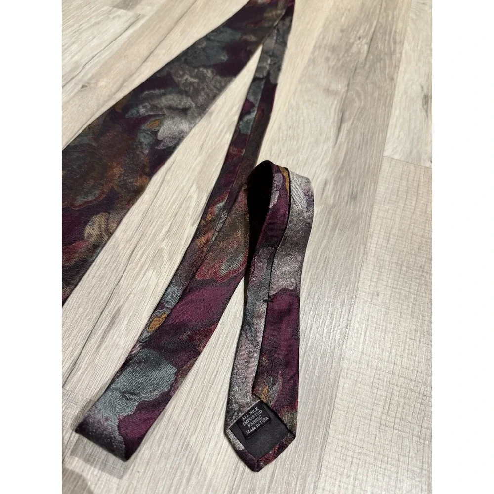 Vintage Bachrach 100% Silk Burgundy/Gold/Gray Floral Woven Classic Men's Tie